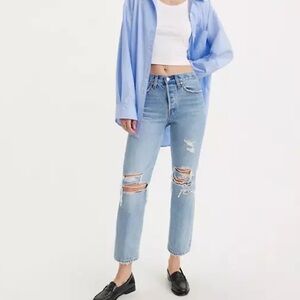 Levi’s Wedgie Straight 27 medium wash distressed raw hem